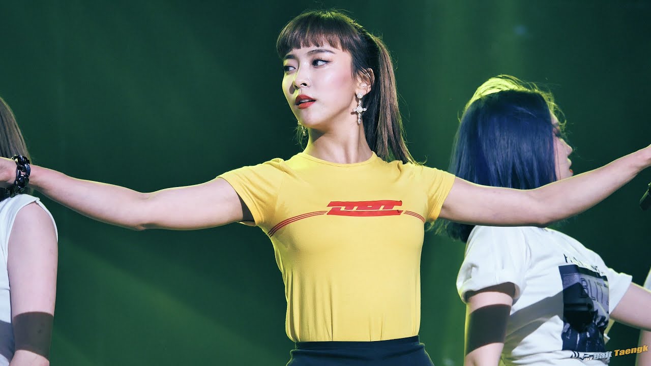 160531 유희열의 스케치북 - 루나 'Free Somebody' 4K 직캠 by DaftTaengk