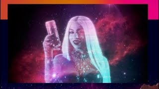 Ava Max full performing “Kings & Queens” from the intergalactic stage of a Coca‑Cola Starlight