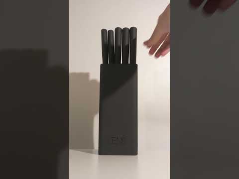 🔪✨ Stijlvolle messenblok van Jens Living met 5 messen! #Messenhouder #KeukenGadgets #DealDonkey