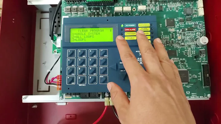 Cómo devolver a valores de fábrica el panel de incendio 9600UDLS