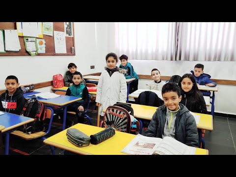 Vidéo: Happy Action Theatre Utilisé à L'école Pour Les élèves Ayant Des Besoins Spéciaux