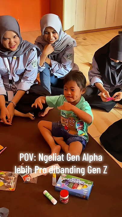 KAKAK DI BELAKANG BENGONG LIATIN ADEK