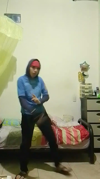Brandon Breal y Cristopher -Twerk It Like Miley