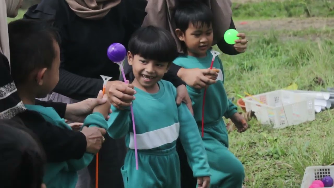 GEMES BANGET! Keseruan Fun Game PAUD (KB-TK )Muslimat NU Sumbersuko 02