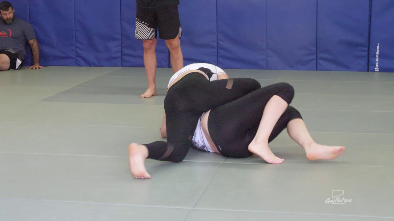 Morgan Milbury vs Stephanie Robertson