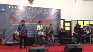 #Sax company#\