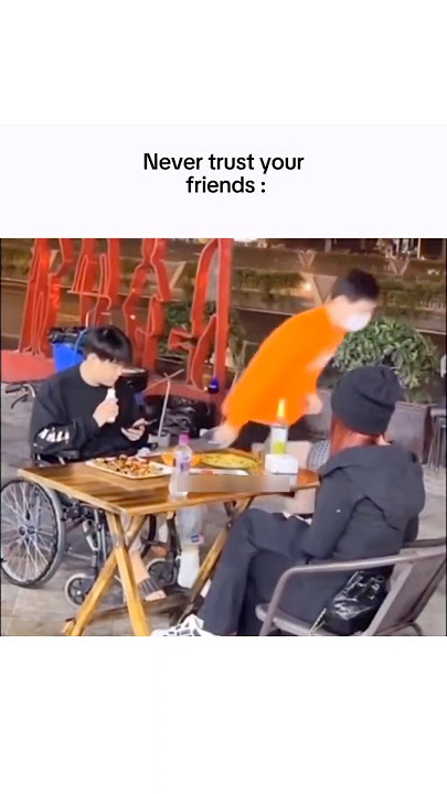 Never Trust Your Friends😂👌🏻
