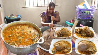 LUNCH TIME!!! DELICIOUS OKRA SOUP RECIPE + AMALA - TRADITIONAL AFRICAN NIGERIAN LOCAL FOOD !! screenshot 4