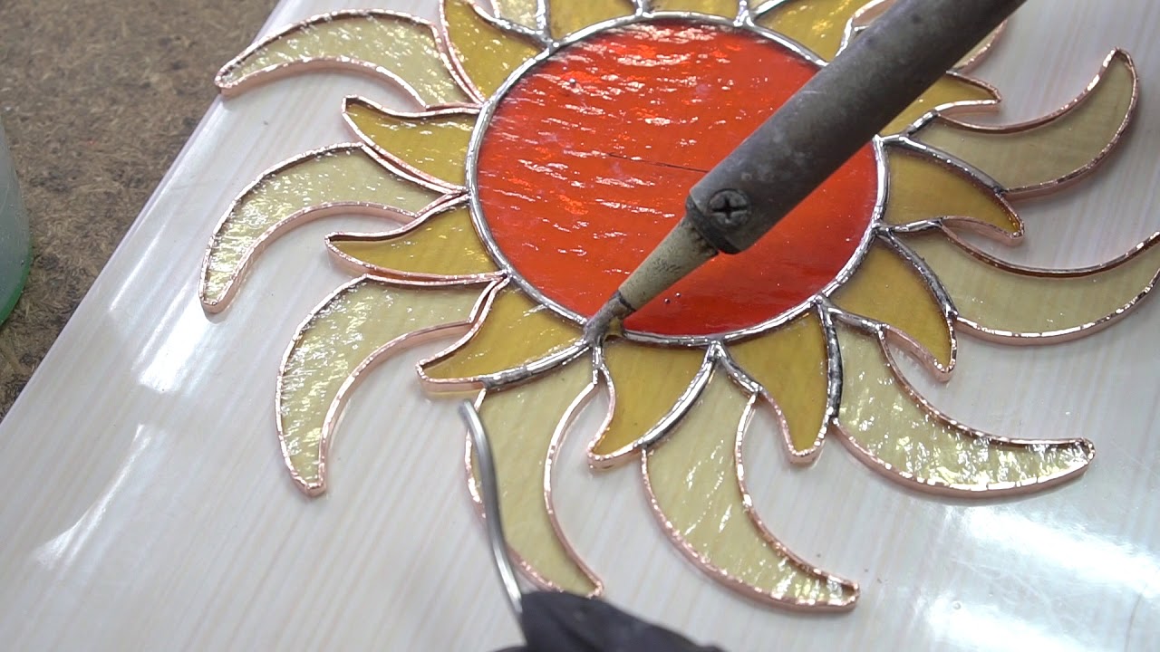 Stained glass DIY: sun suncatcher