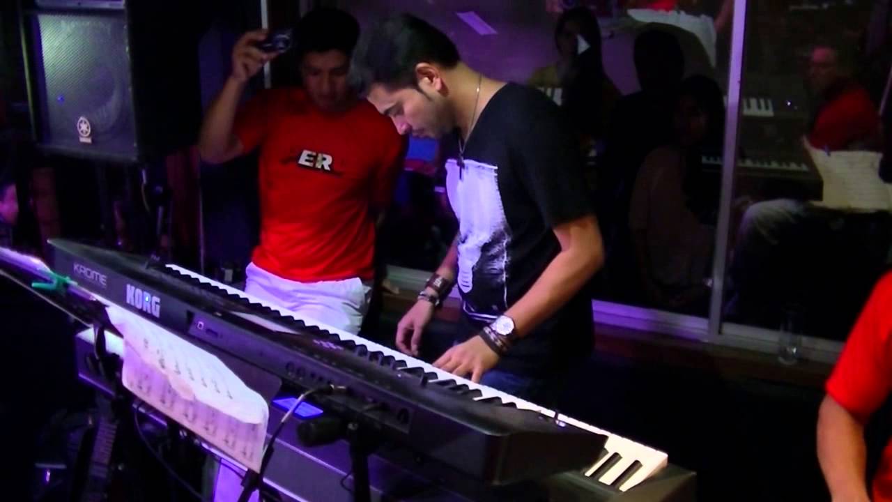 SEGOVIA ORQUESTA & CESAR CORREA ( ALEJATE )