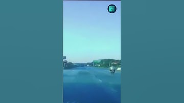 2 thanh niên lạng lách, bốc đầu trên Quốc lộ 1 | VTC1