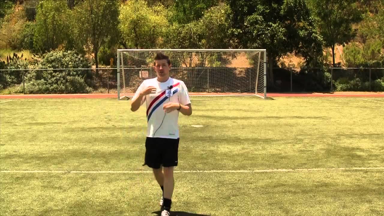 How To Do A Chest Trap In Soccer Perfecting A Chest Trap In Soccer