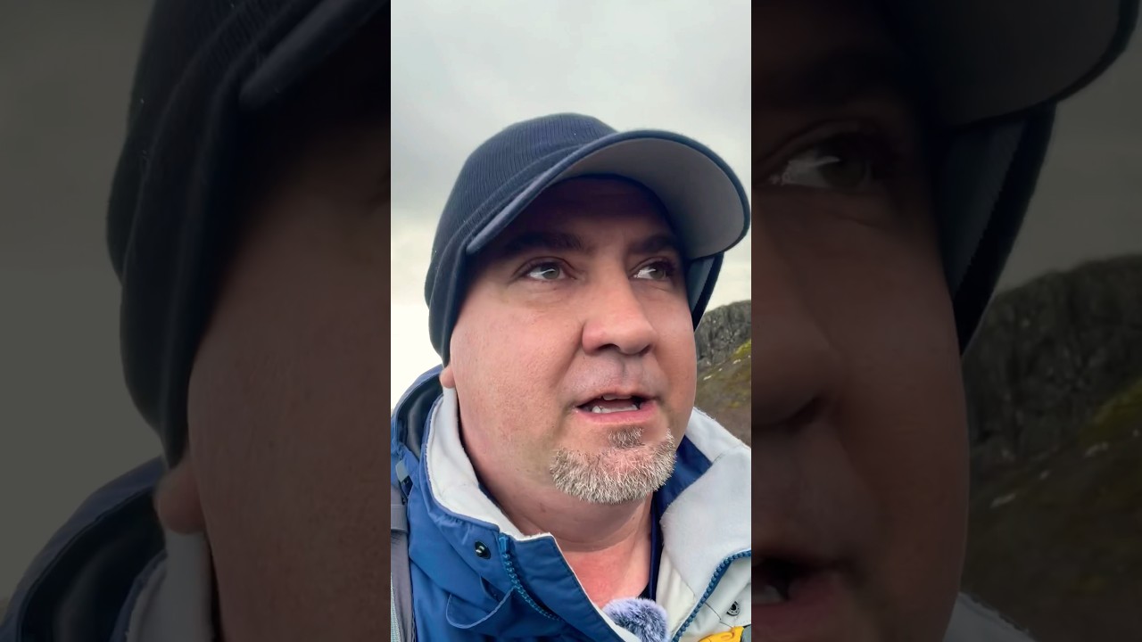 Hiking the Múlagljúfur Canyon pt 1 #hiking #iceland — Mulagljufur — video poster