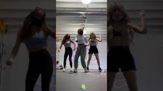 Corinne Joy With Gianina Paolantonio, Elliana Walmsley Tiktok