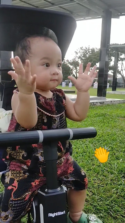 cute baby clapping 'kalau kau sukaa hati tepuk tangan 👏' #baby
