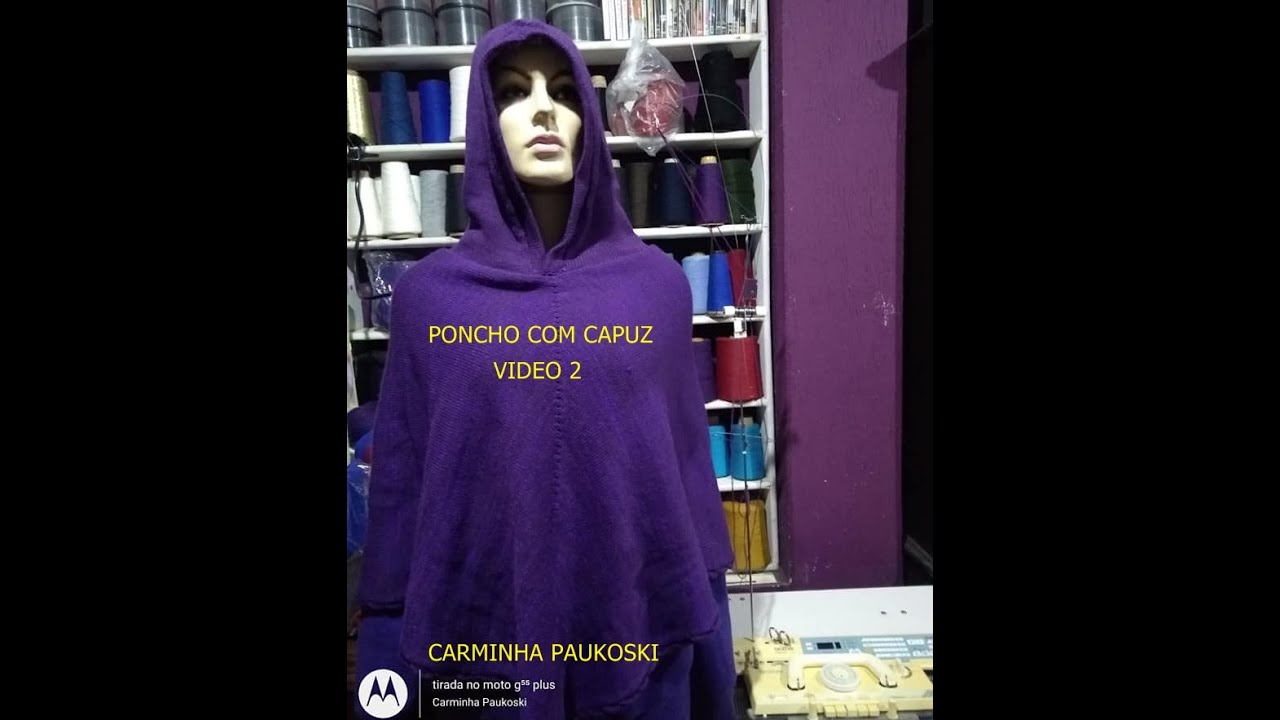 Poncho com capuz roxo vídeo 2