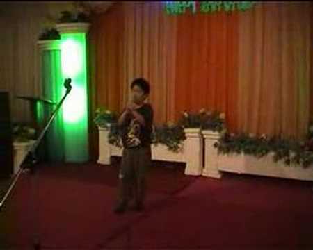 Talented 7 yr old Albert singing My Heart Will Go On - Celine Dion