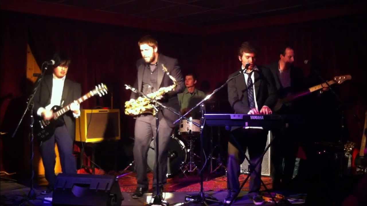 The Longshots 'Act Right' (Live from the Rogue & Peasant Seattle