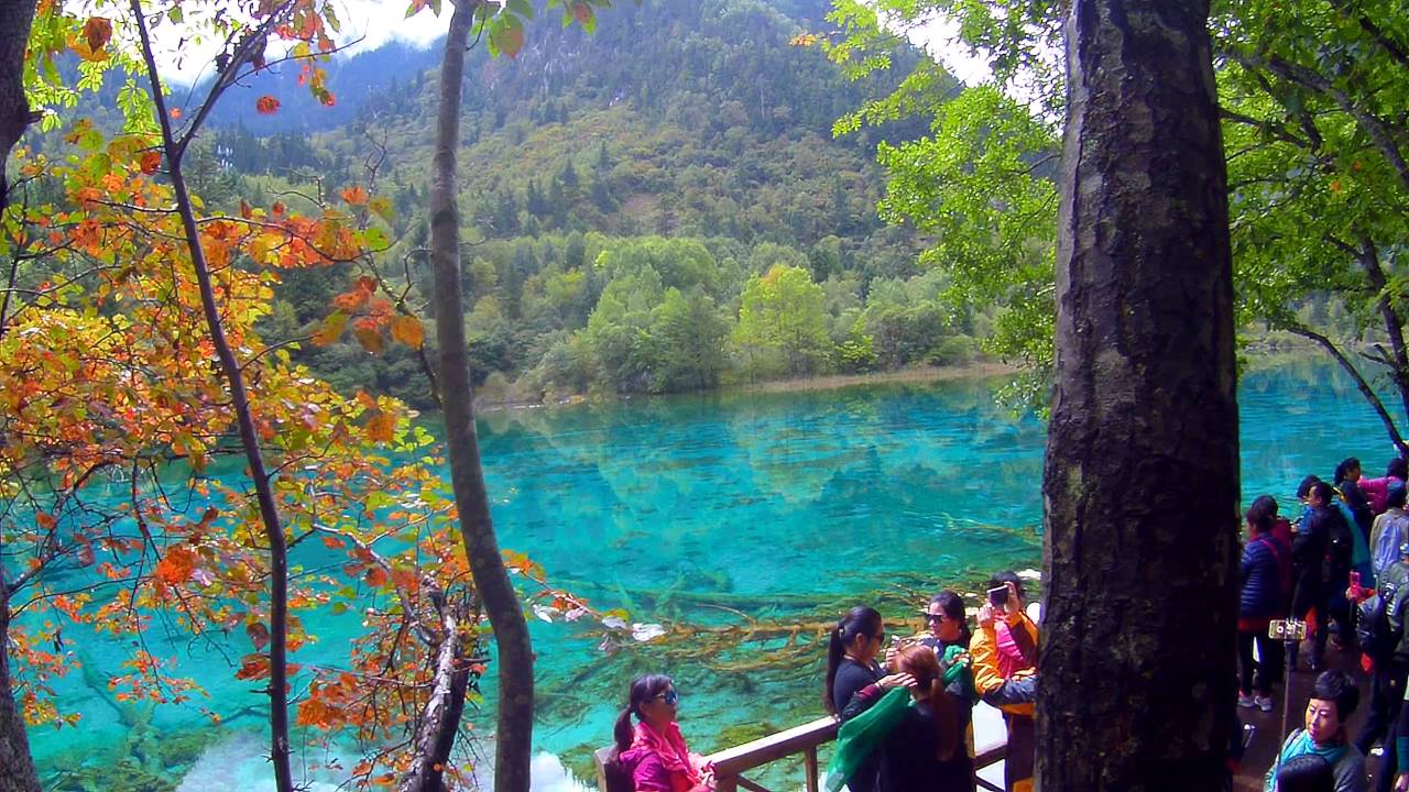 Resultado de imagem para Jiuzhaigou, o Fiver Flower Lake