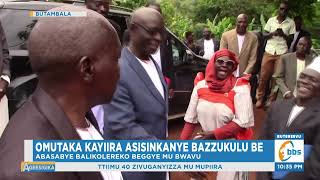 Omutaka Kayiira Asisinkanye Bazzukulu be, Alabudde Abetundako Ettaka