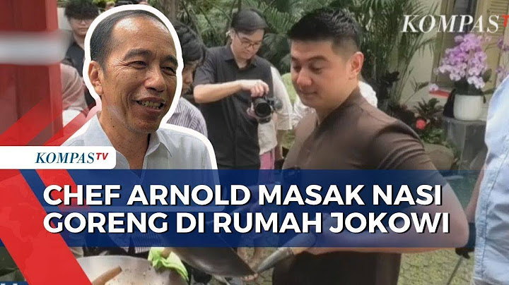 Momen Chef Arnold Masak-Masak di Rumah Jokowi, Bagikan 150 Porsi Nasi Goreng Gratis ke Warga