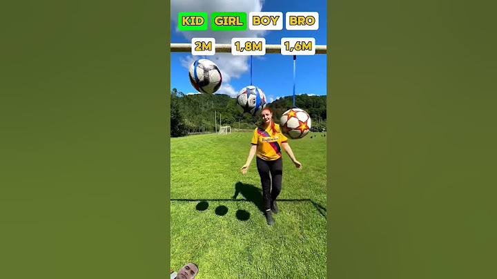 Challenge: reach high⚽️🦶🏼#shorts #foryou #sports #soccer #challenge‎@mdk_trio 