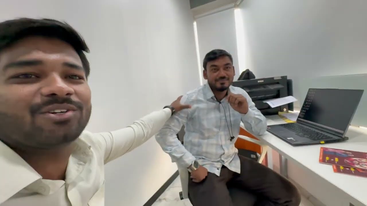 खूप दिवस नंतर ऑफिस ला /आज ऑफिस मध्ये लग्नाची पत्रिका वाटपाचा कार्यक्रम #rohitvlogs #ROHITVLOGSPUNE