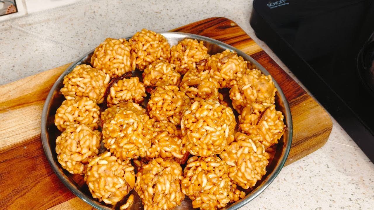 Murmure aur gud se bane yeh laddu bachpan ka taste मुरमुरे और गुड़ से बने ये लड्डू | Divisha Kitchen