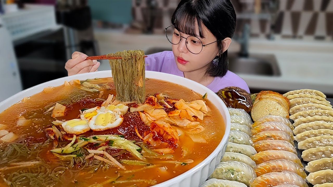 Остерегайтесь голого лица🤬 Как только проснетесь утром, холодная лапша + вареники ASMR MUKBANG