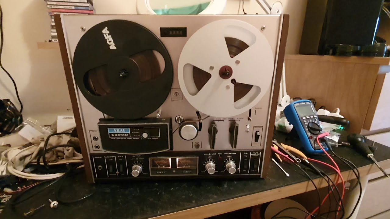 Akai 4400D (similar to 4000DS Mk2 but a deluxe version) - YouTube