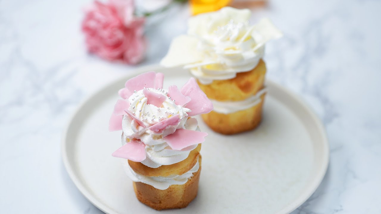 カップケーキでカーネーション 母の日にプレゼント Carnation Cupcakes Youtube カップケーキでカーネーション 母の日にプレゼント Carnation Cupcakes Youtube