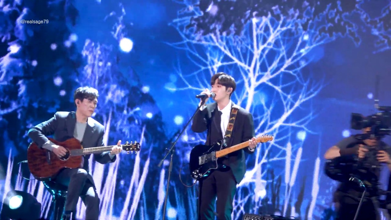 190105 골든디스크 언제나 겨울 김재환 focus 4K (guitar 함춘호)