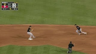 Famous PIT@PHI: Walker catches liner, turns inning-ending DP Profile