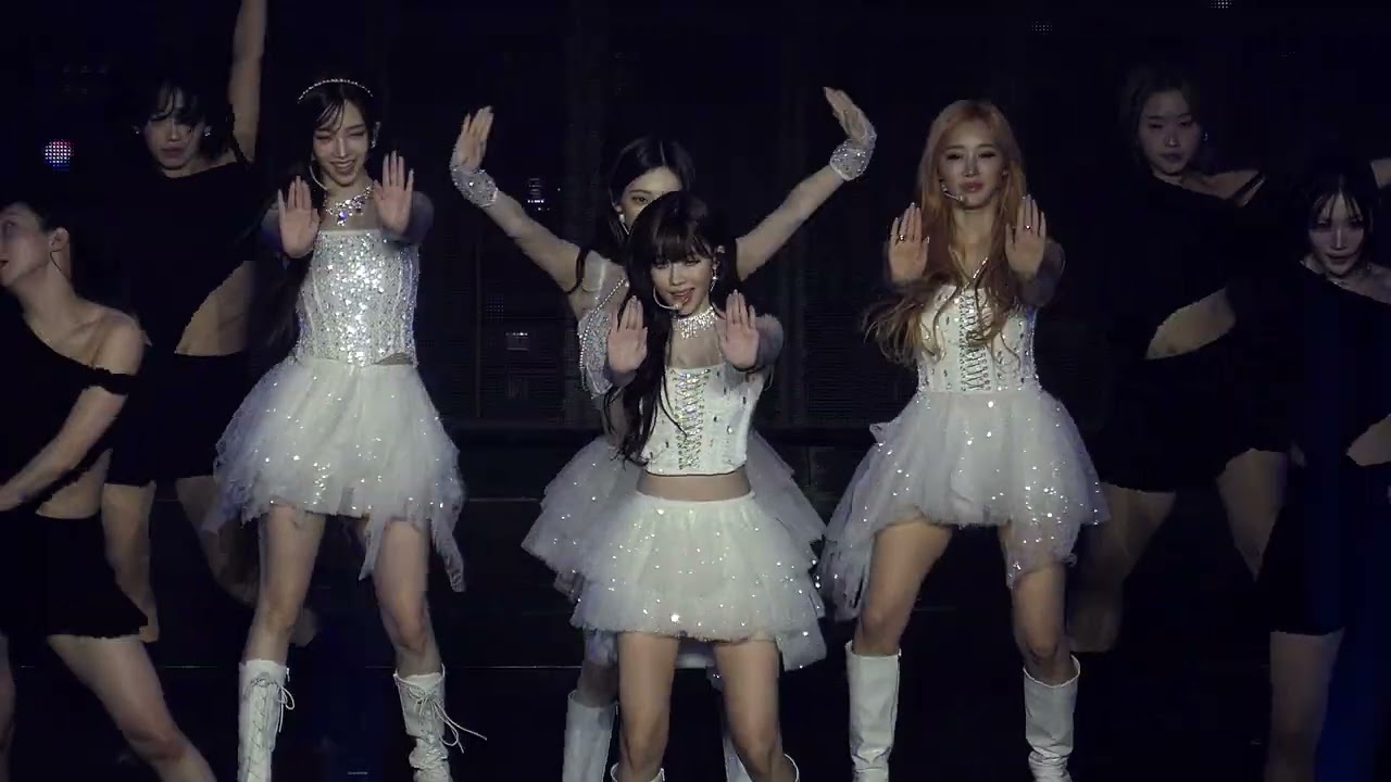 250304  Aespa - SYNK : PARALLEL LINE in Paris : Black Mamba @ Zenith