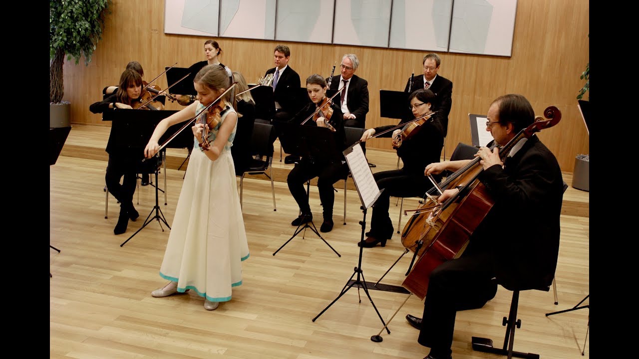 Ilva Eigus (10) plays Mozart Violin Concerto Nr 1 (1mov) with Collegium Cantorum