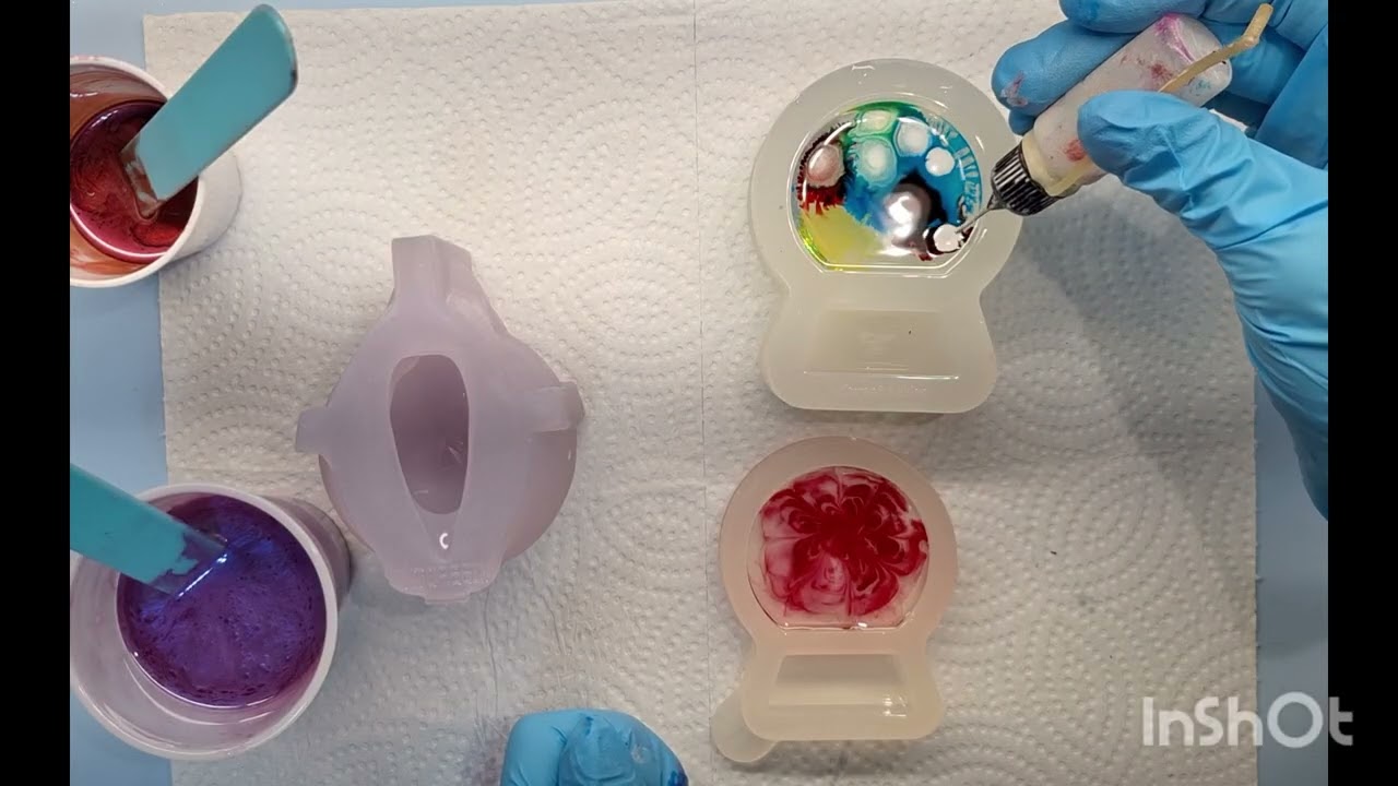 #123 2 разные формы для хрустальных шаров и улитка из смолы в слюде