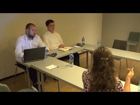 გიორგი გოგუაძე და საკრებულოს წევრობის კანდიდატი ბადრი კაპეტივაძე ქუთაისის მედიას შეხვდნენ