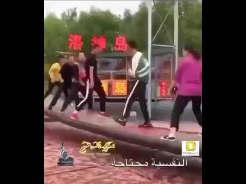 روسنا اللي تنومس بالوفا من زبنها حظ منهو زبنها ارجوحة