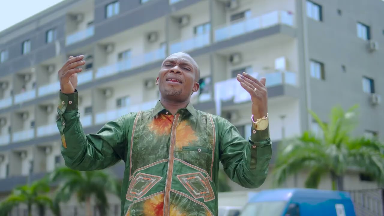 YESU NJILA, l'aimé de Jésus Père KATAMBAYI ELIE.