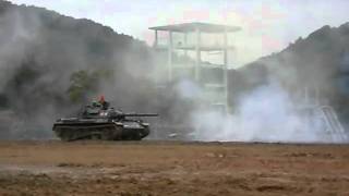 訓練展示②　福知山駐屯地記念行事　　2010年10月31日