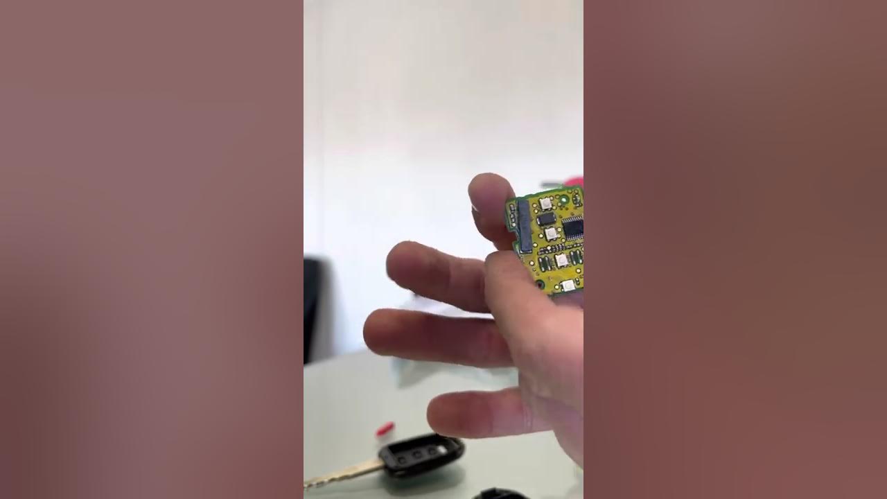 2015 Honda Civic Key Fob Not Working red Light on - YouTube
