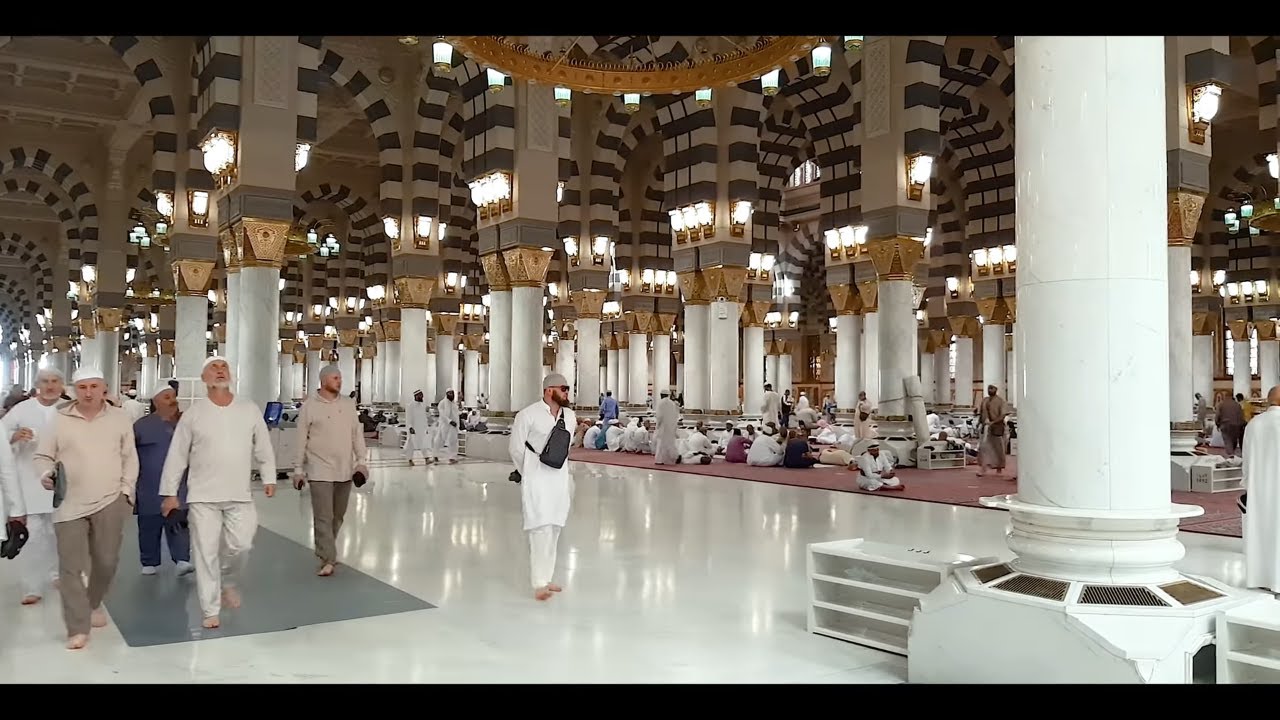 মহিলাগণ যেভাবে নবীজির সাঃ রওজা যিয়ারত করেন - মাকারিম- ১৯০