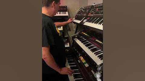 Mike Dean Plays some synths