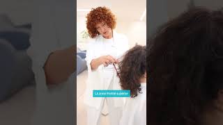🤔 ¿Conoces el corte shaggy? 🥰 ¡Es uno de los más demandados por las curlys en nuestro salón! #rizos