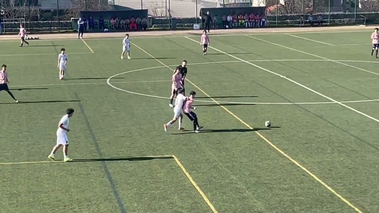 EF Crescer 0 : 2 Vitória SC