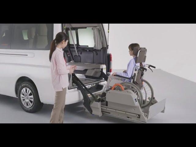 NV350キャラバン　チェアキャブ昇降リフトリモコン 福祉車両 | 車いす仕様車｜キャラバンチェアキャブ｜装備・操作方法・寸法