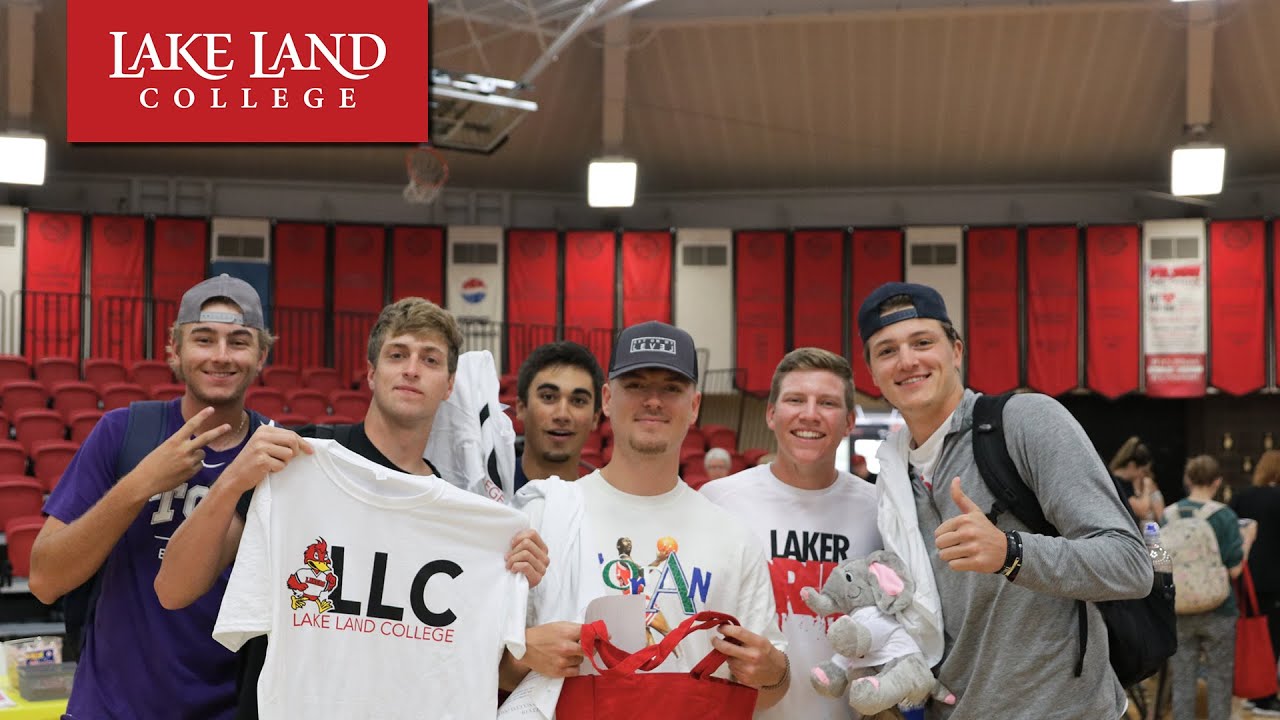 Lake Land College Welcome Day - YouTube