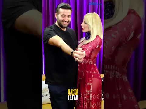 Hande Sarıoğlu dans