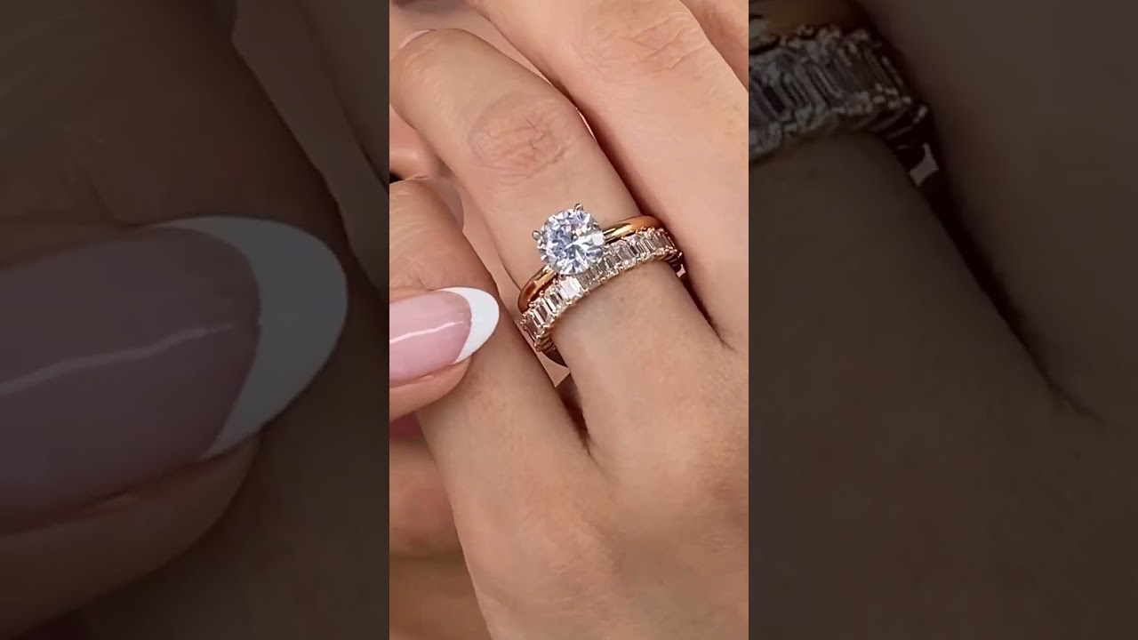 How to Pair Your Engagement Ring With a Wedding Band