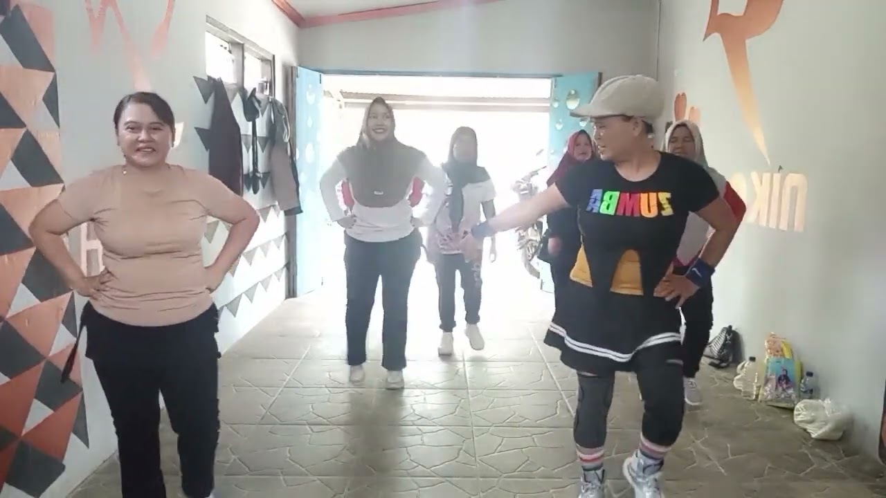 Senam kreasi benang biru koreo by NIKO SQUAD well ✌️